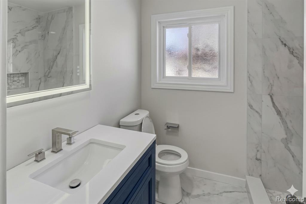 26923 Constance Avenue, Dearborn Heights, MI 48127 — Photo 13