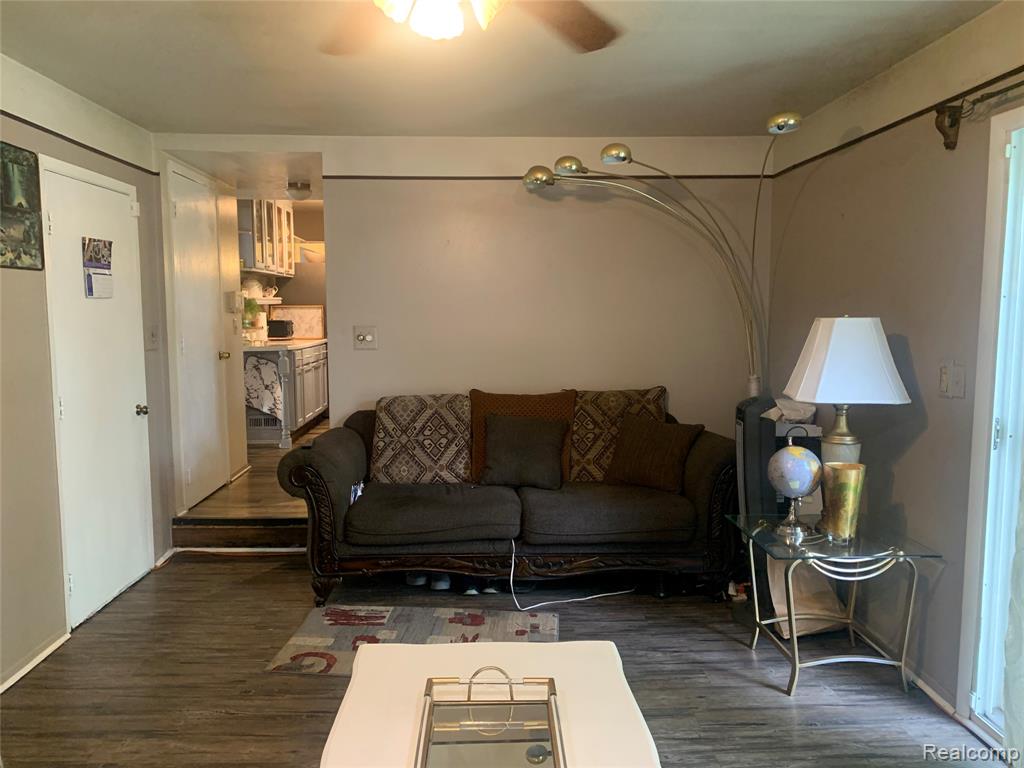 3955 HELEN Avenue, Ypsilanti, MI 48197 — Photo 19
