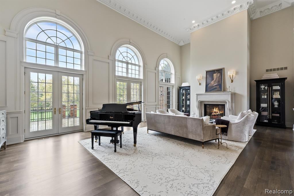 2370 Pond Vallee Drive, Oakland, MI — Photo 9