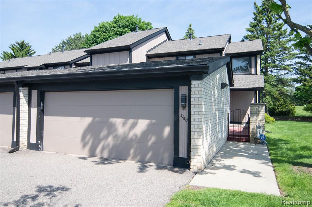 5160 ROCK Run, West Bloomfield, MI — Photo 2