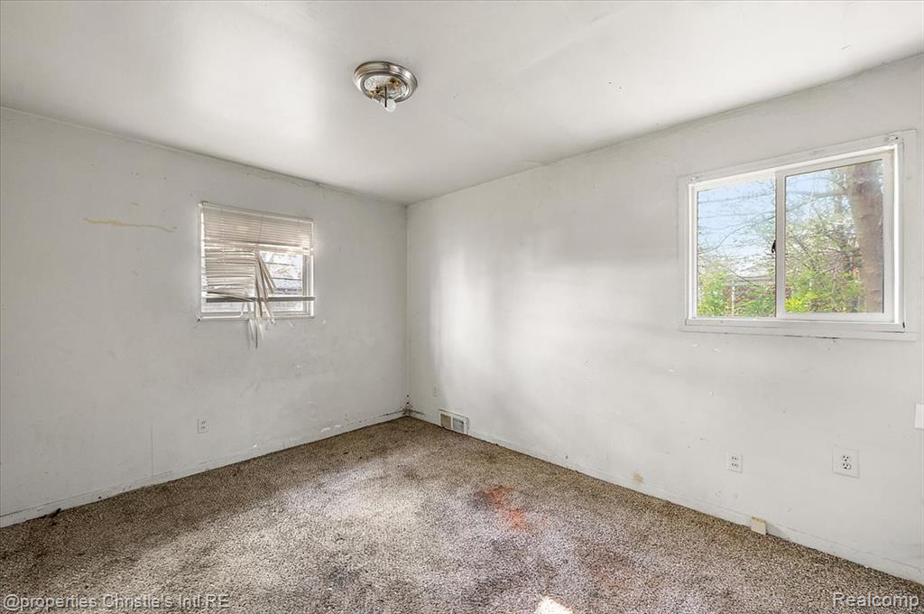 18104 Runyon Street, Detroit, MI 48234 — Photo 22