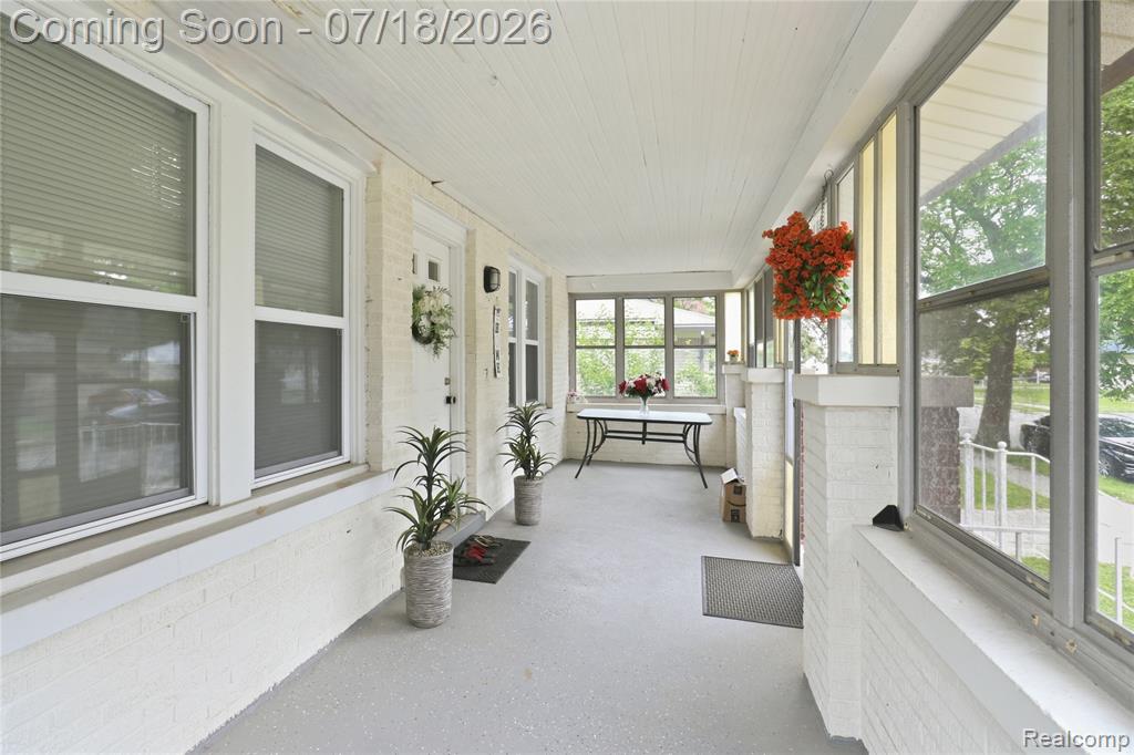 6915 Braun, Center Line, MI 48015 — Photo 3