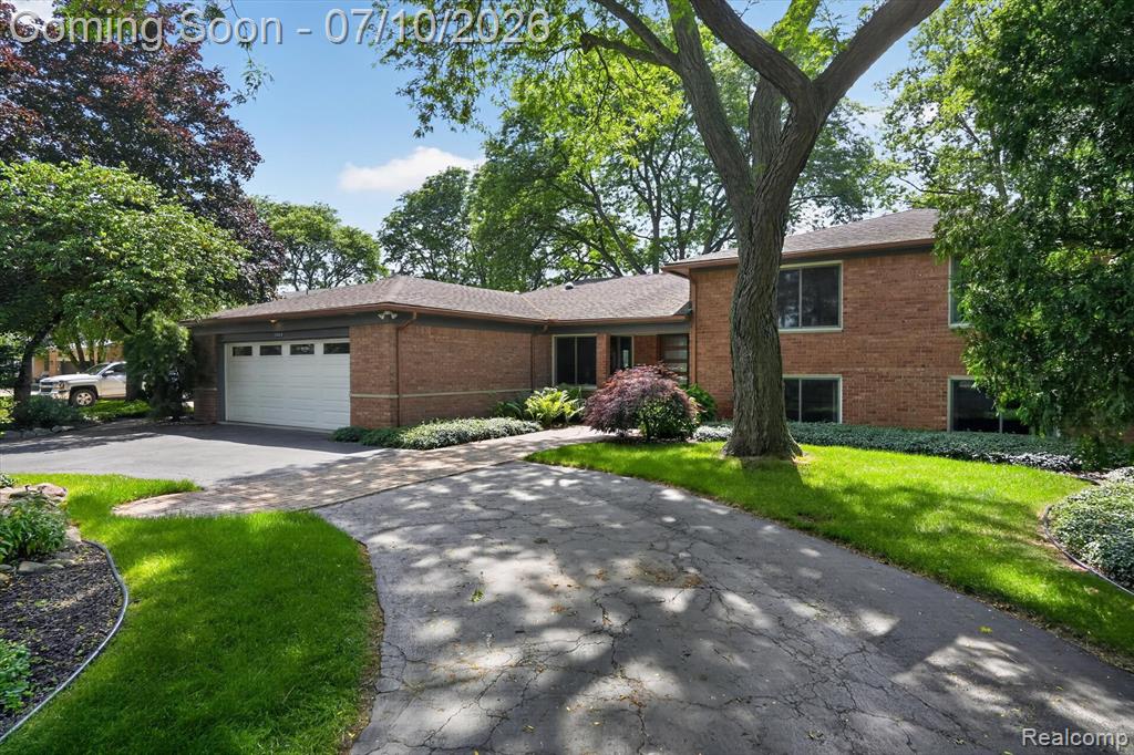 5017 Surfwood Drive, Commerce Twp, MI 48382 — Photo 3