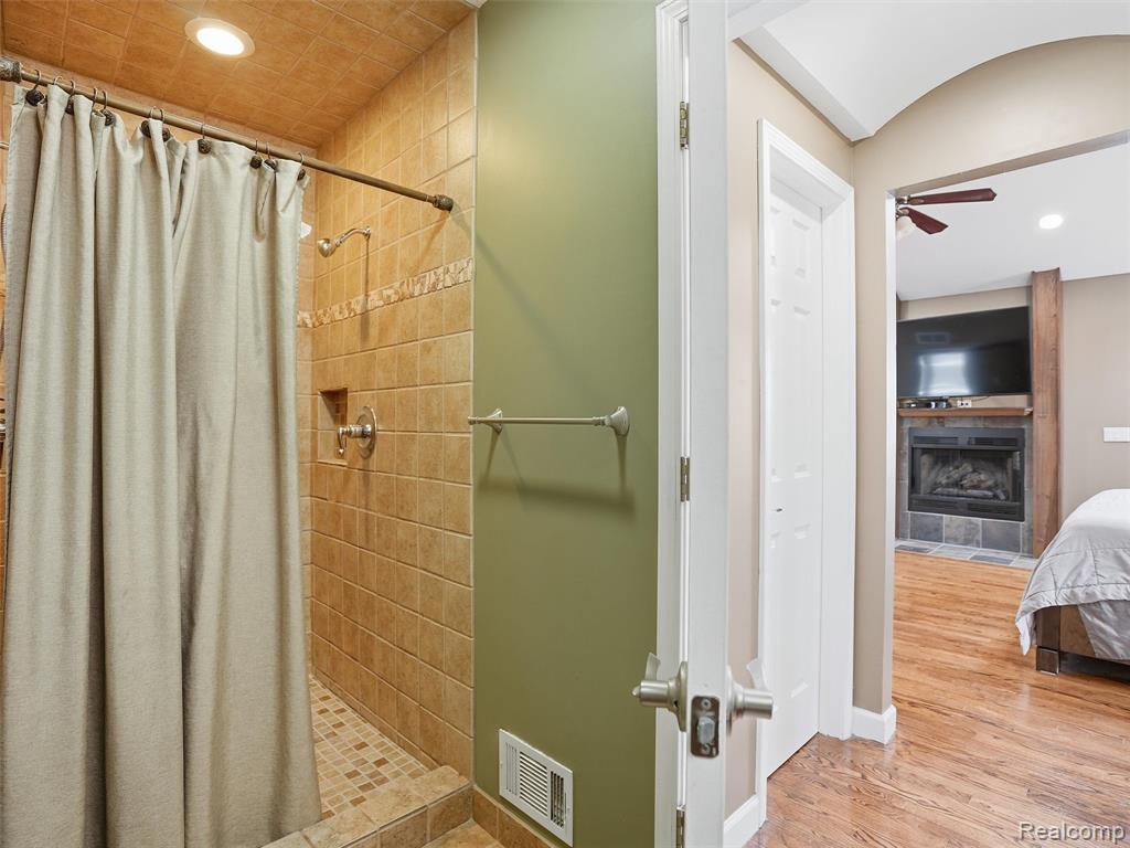 58106 Delmar, Washington, MI — Photo 16