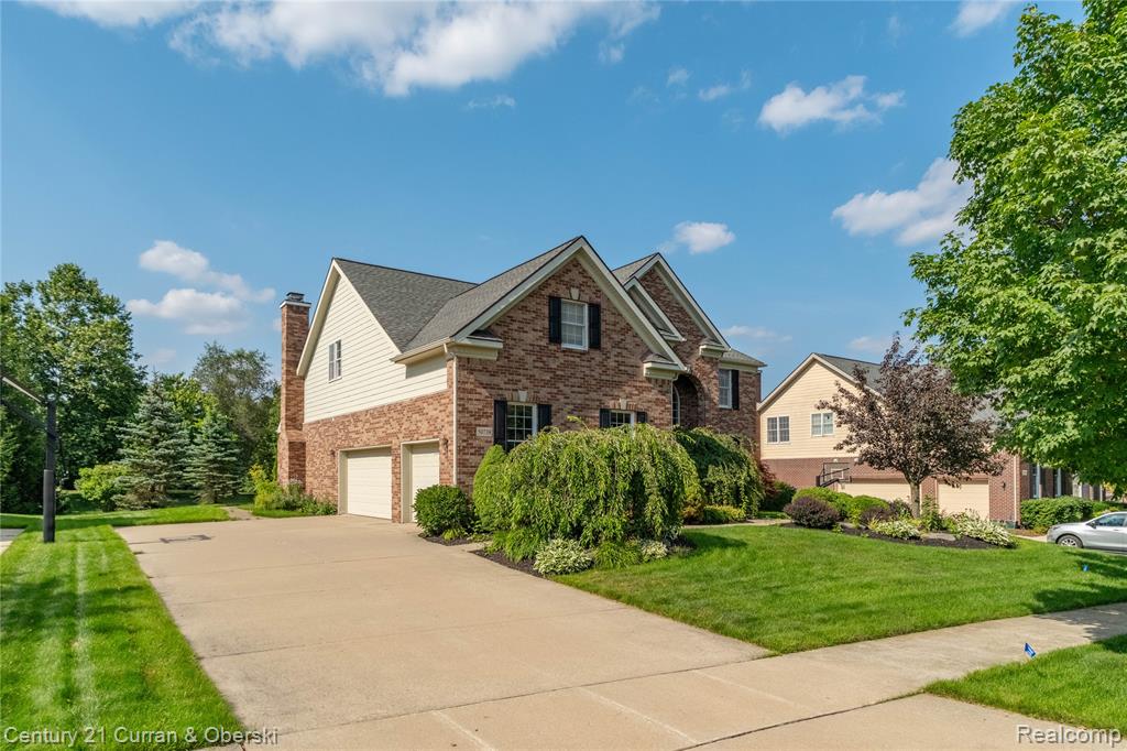 50738 Calvert Isle Drive, Novi, MI — Photo 55