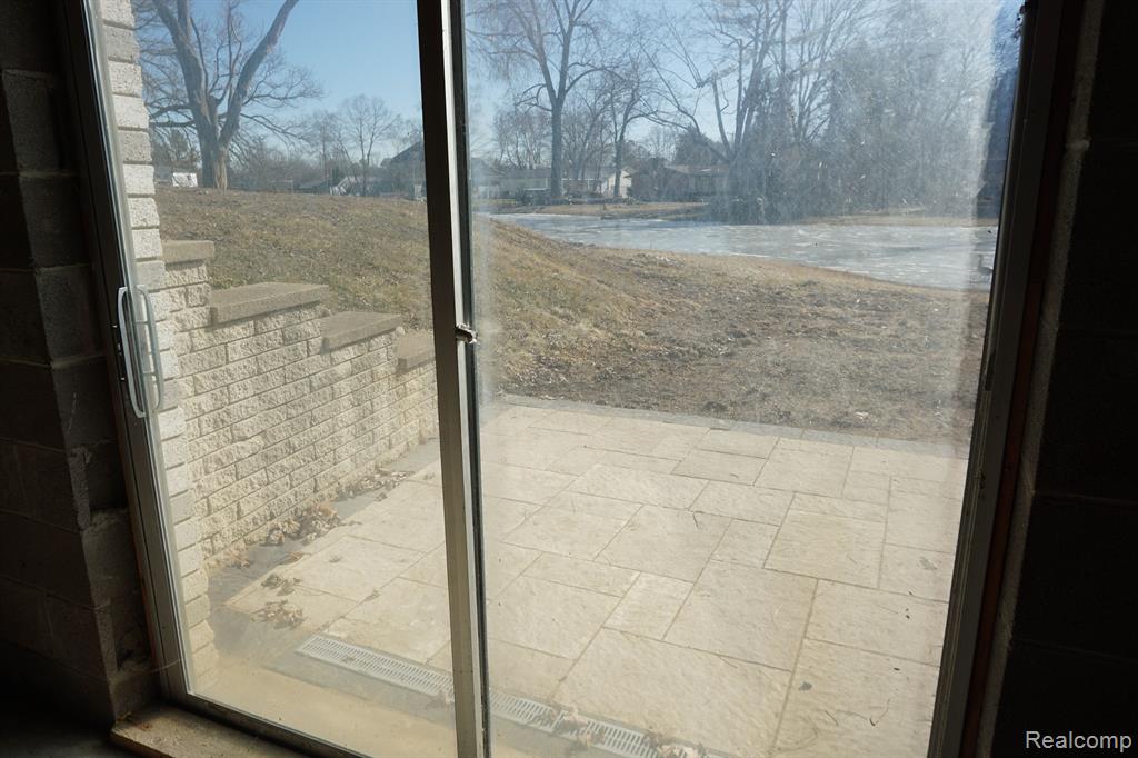 60938 LAKE EDGE, Washington, MI — Photo 21