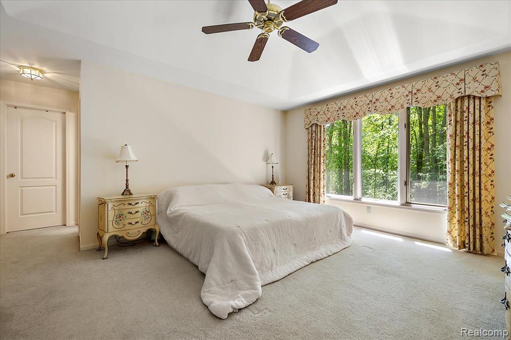 53629 WAYBURN Court, Utica, MI 48315 — Photo 26