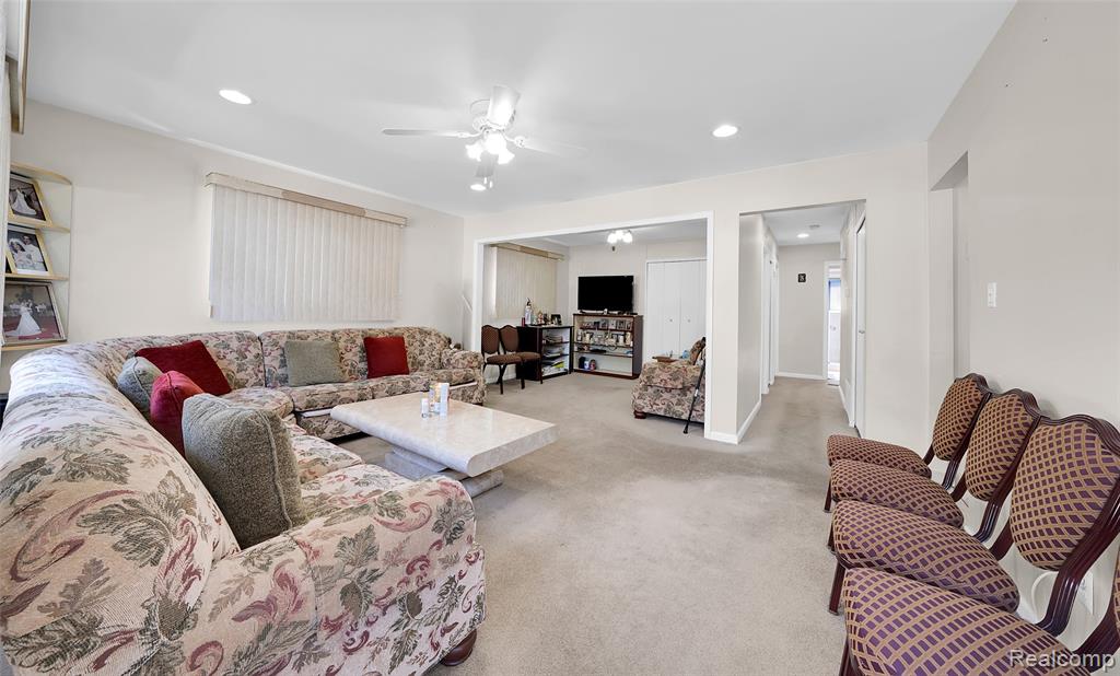 13341 Albany Street, Oak Park, MI 48237 — Photo 8
