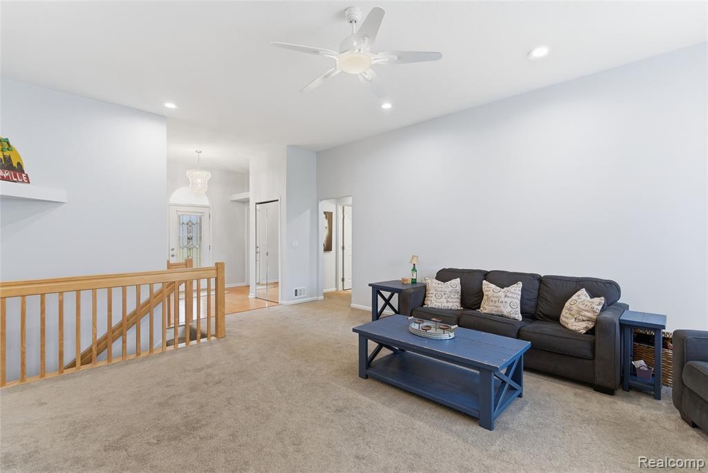 7095 Elmwood Drive, Grand Blanc, MI 48439 — Photo 13