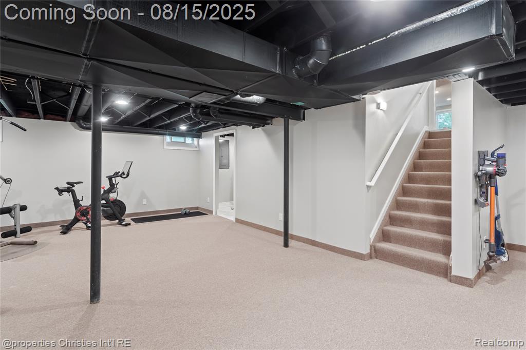 5570 Tadworth Place, West Bloomfield, MI — Photo 33