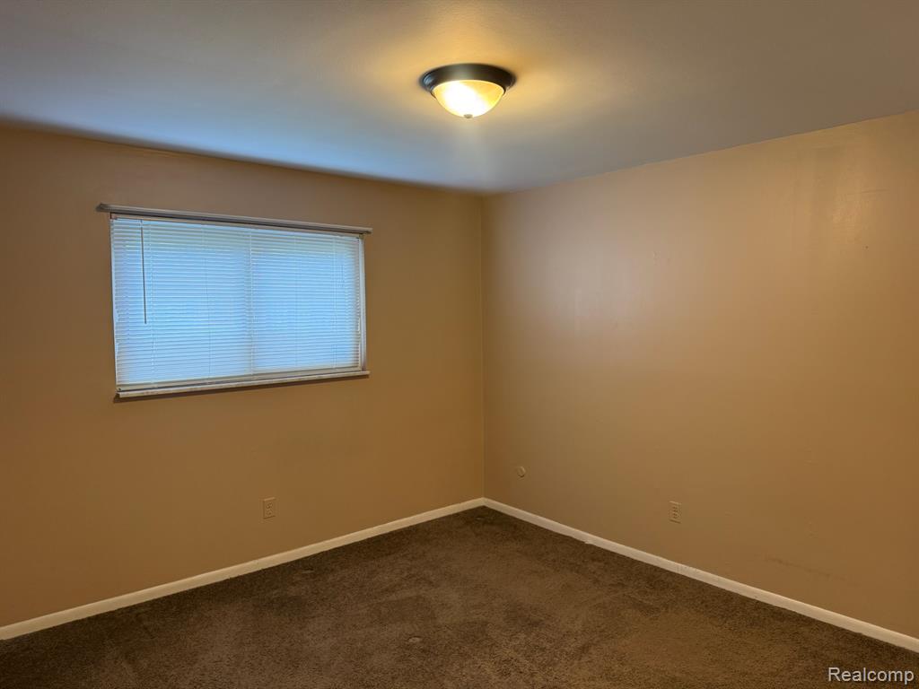 982 N Adams Road, Birmingham, MI 48009 — Photo 18
