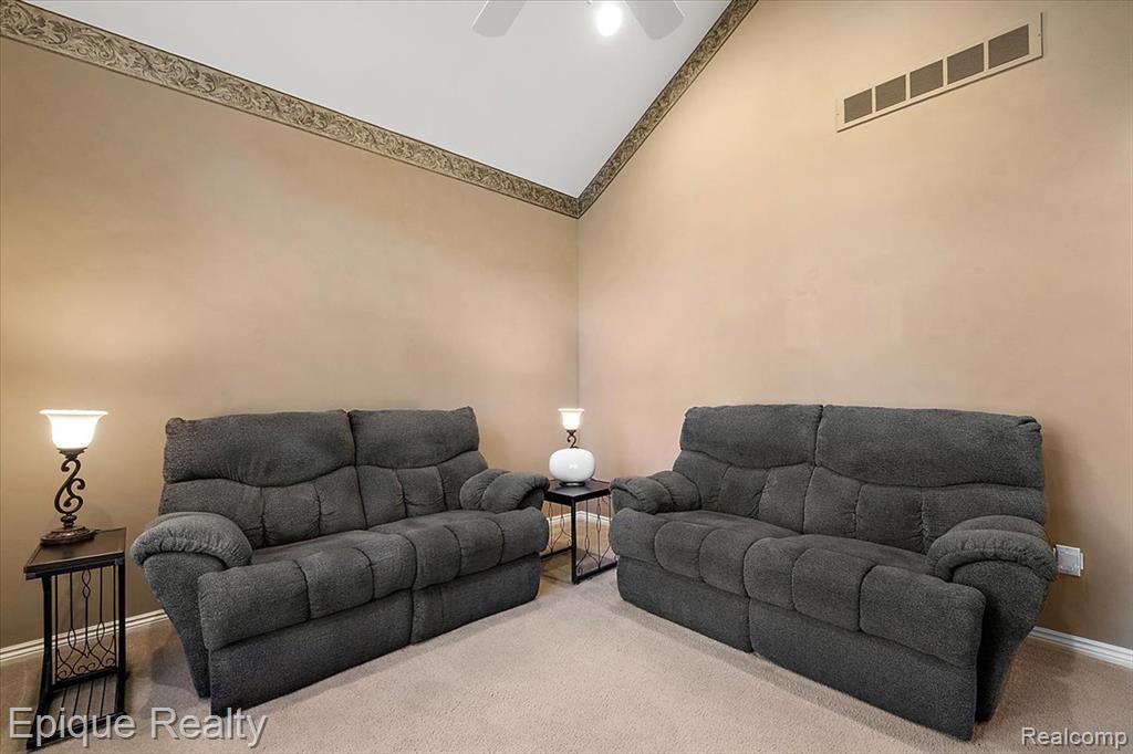 5675 Golf Pointe Drive, Clarkston, MI 48348 — Photo 7