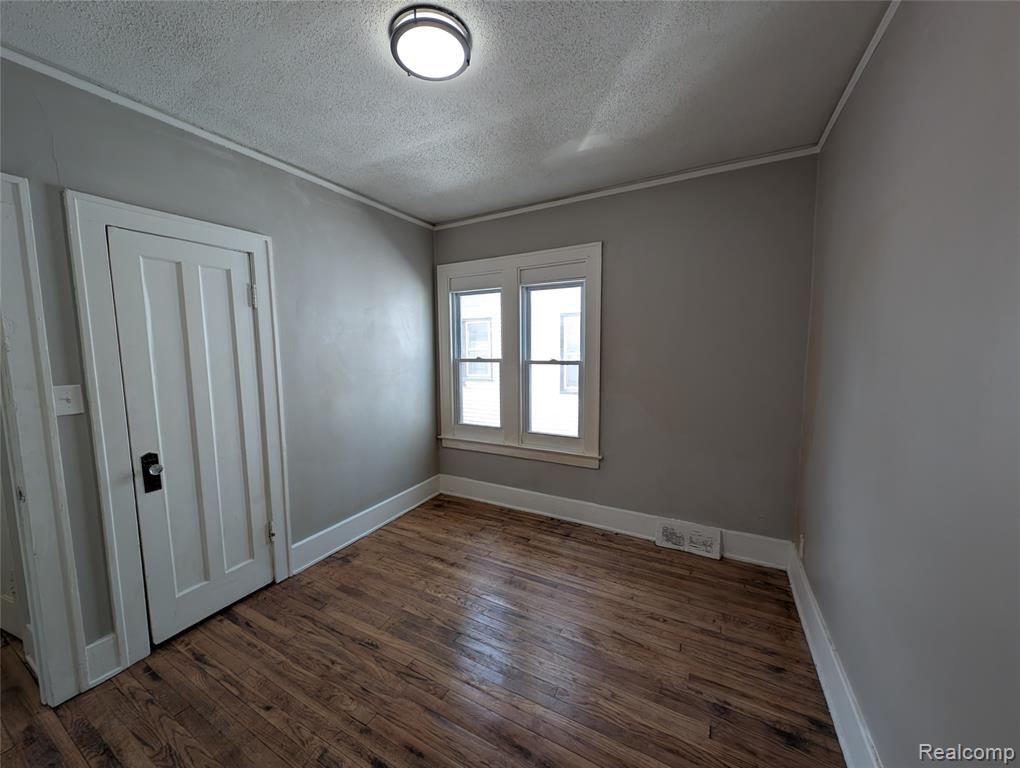 369 Newport Street, Detroit, MI, 48215