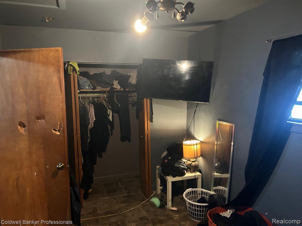 988 Barney Avenue, Flint, MI 48503 — Photo 10