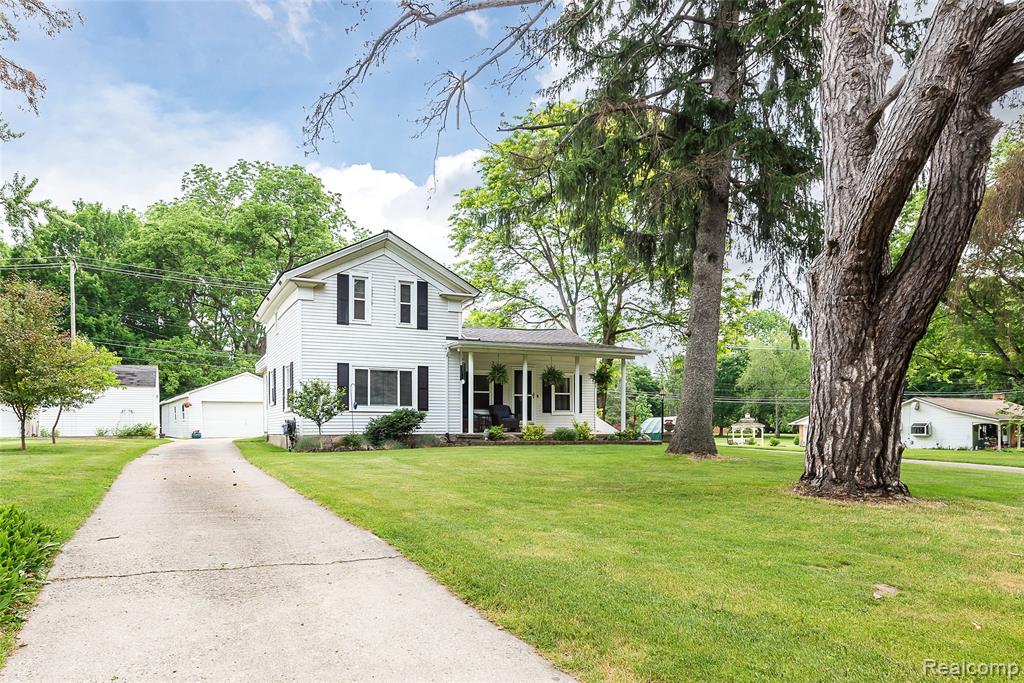 9137 Maltby Road - Photo 2