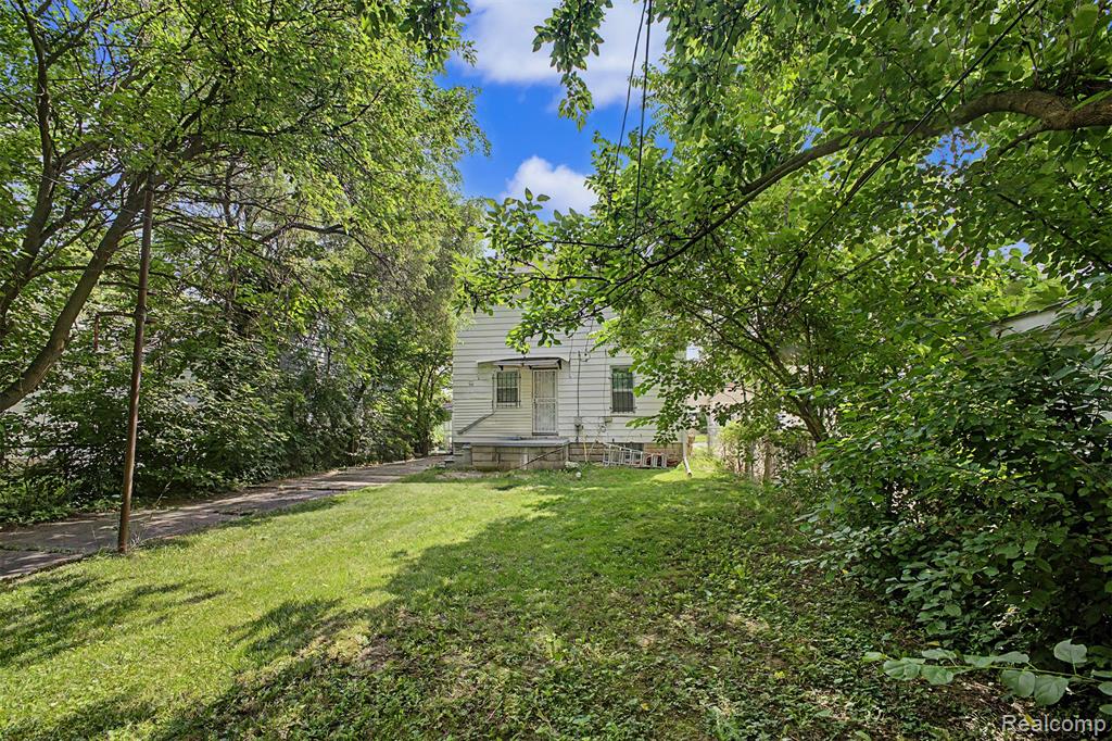 6539 Greenview Avenue, Detroit, MI 48228 — Photo 31