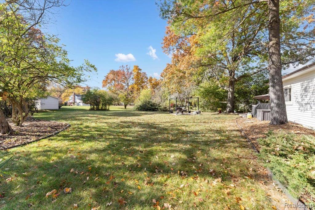 8441 Concord Road, Grosse Ile, MI 48138 — Photo 36