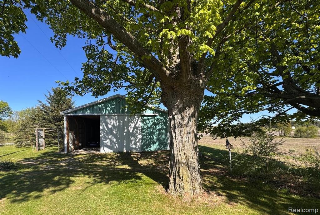 3412 E Sanilac Road, Mayville Vlg, MI 48744 — Photo 3