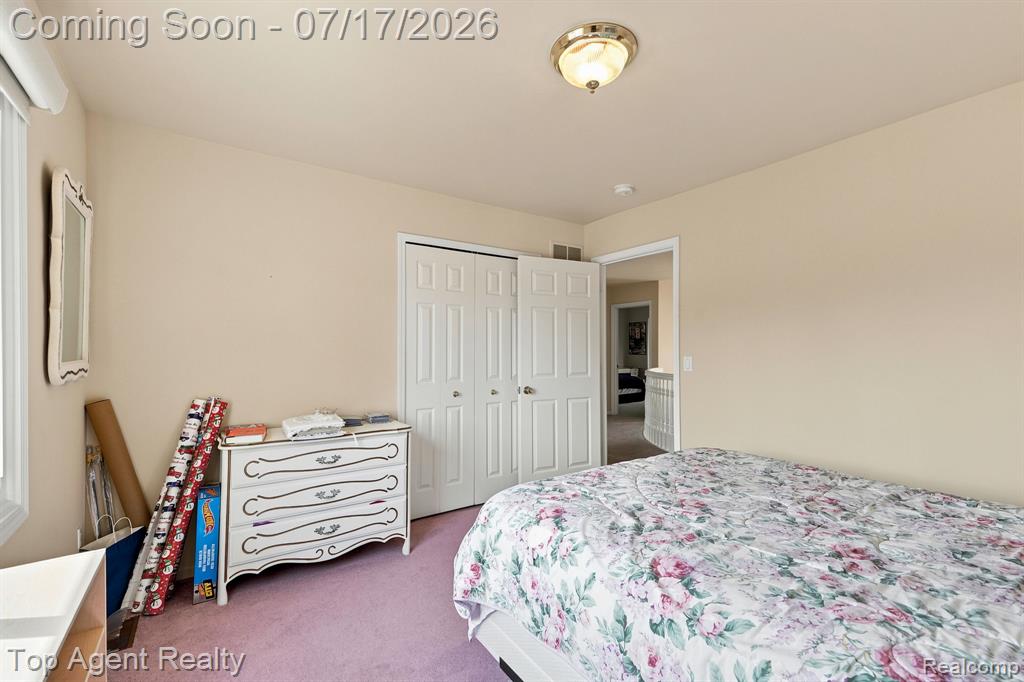 42316 Locklin Drive, Sterling Heights, MI 48314 — Photo 26