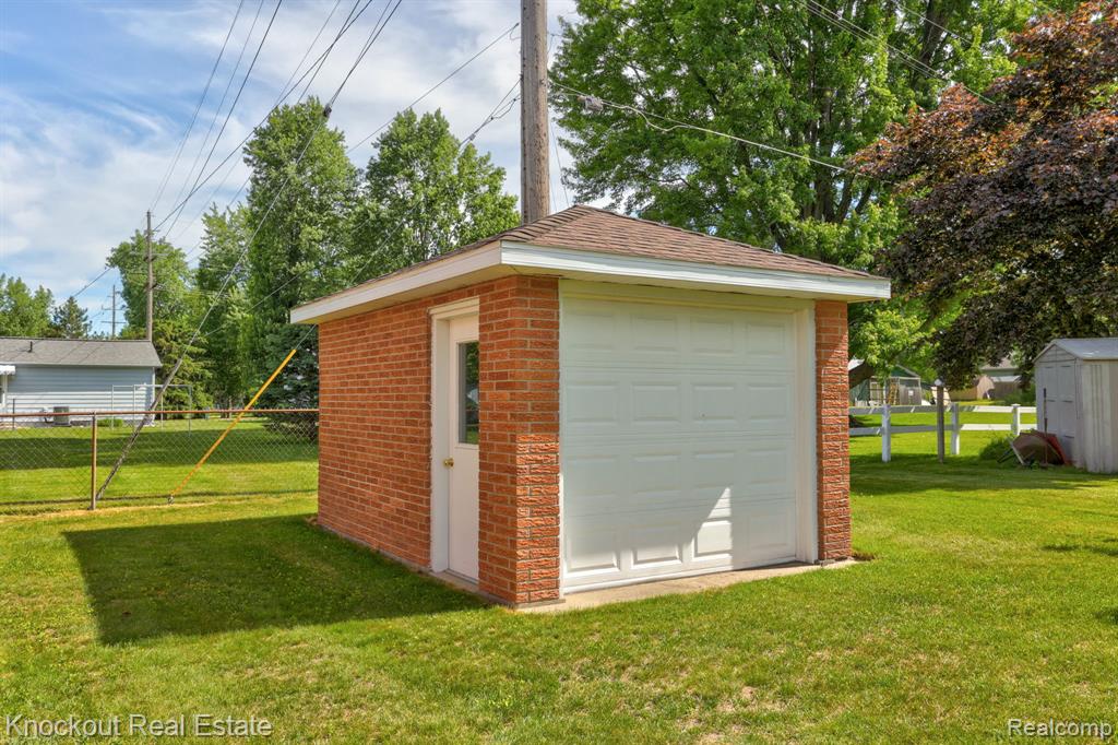 5992 Dubois Road, Vassar, MI 48768 — Photo 47