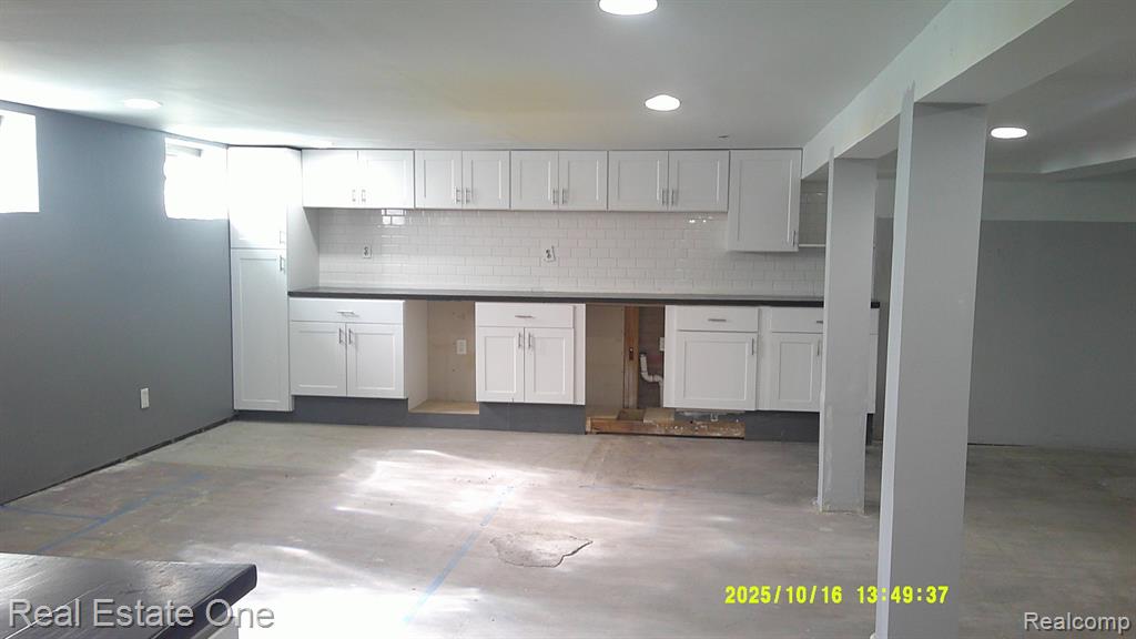 18405 Wildemere Street, Detroit, MI 48221 — Photo 32