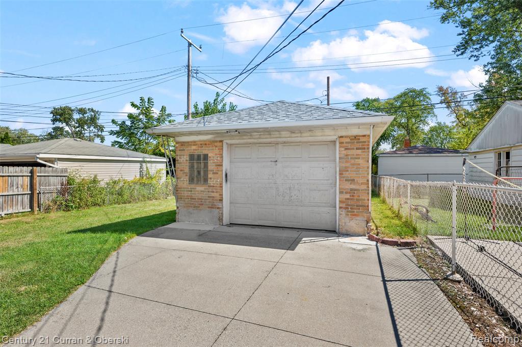 7428 Kingsbury, Dearborn Heights, MI 48127 — Photo 27