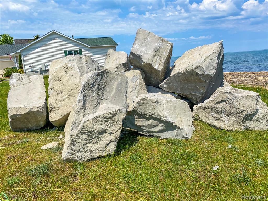 5110 Shorefront Lane, MI — Photo 56
