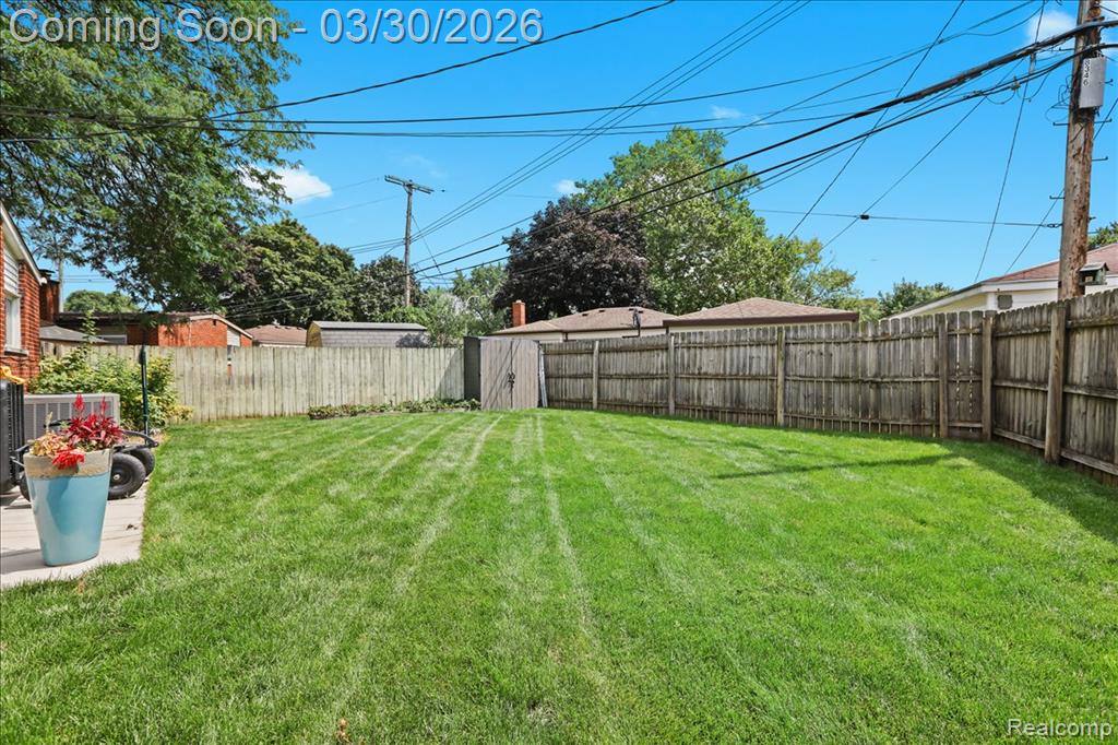 8346 Hillcrest Boulevard, Westland, MI — Photo 24