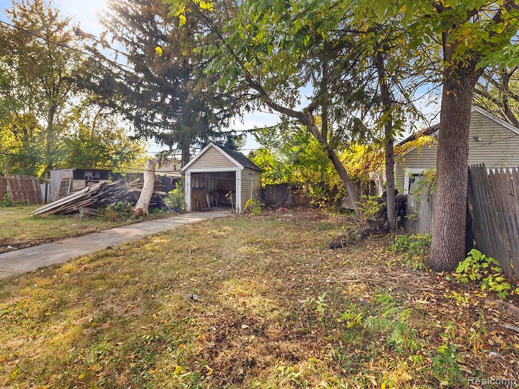 6801 RUTLAND Street, Detroit, MI 48228 — Photo 33