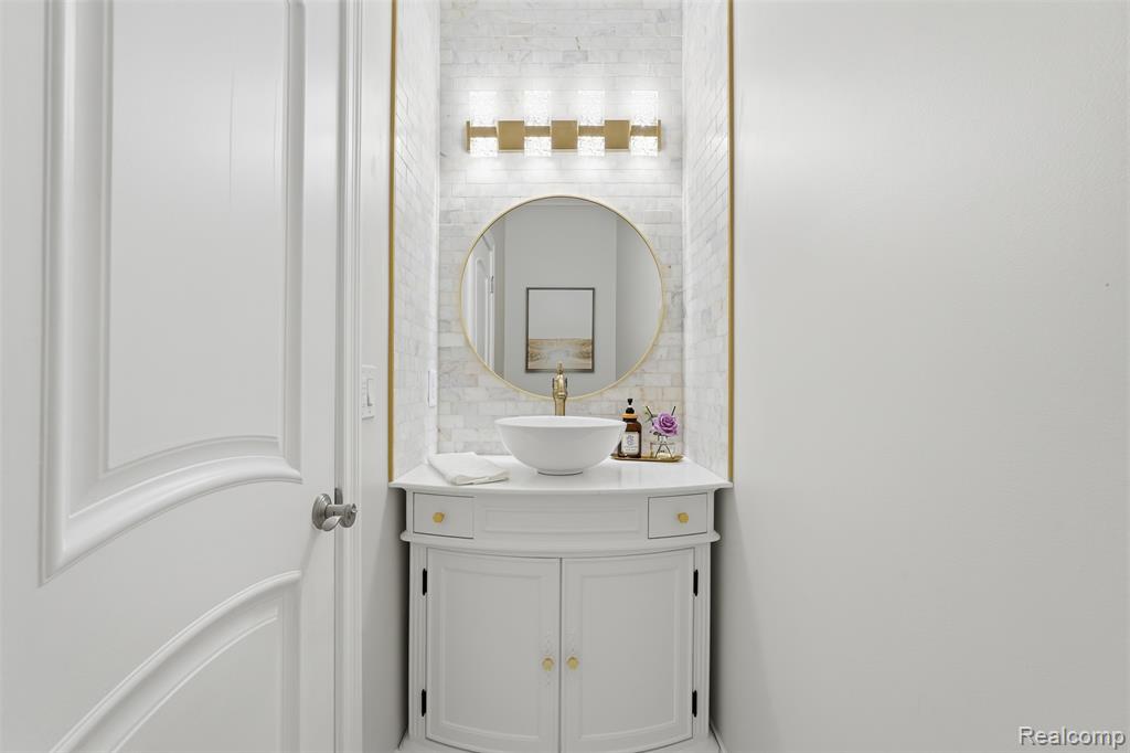 4148 Queensland Way, Pinckney, MI 48169 — Photo 31