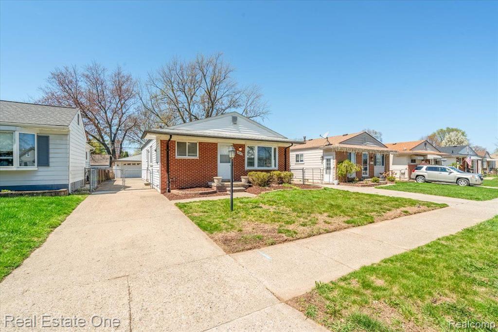 8041 FREMONT Street, Westland, MI — Photo 2