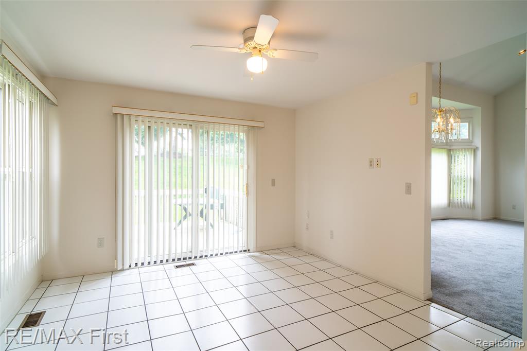 4798 WALNUT CREEK Drive, West Bloomfield, MI — Photo 30