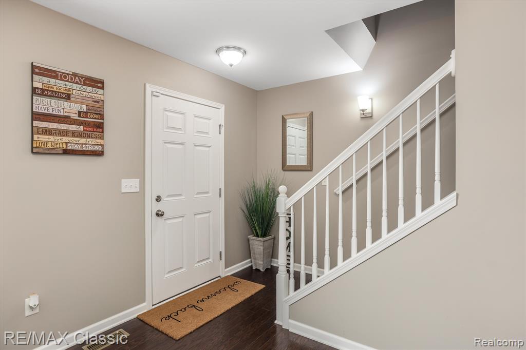 9109 WHITE TAIL, Ypsilanti, MI 48197 — Photo 3