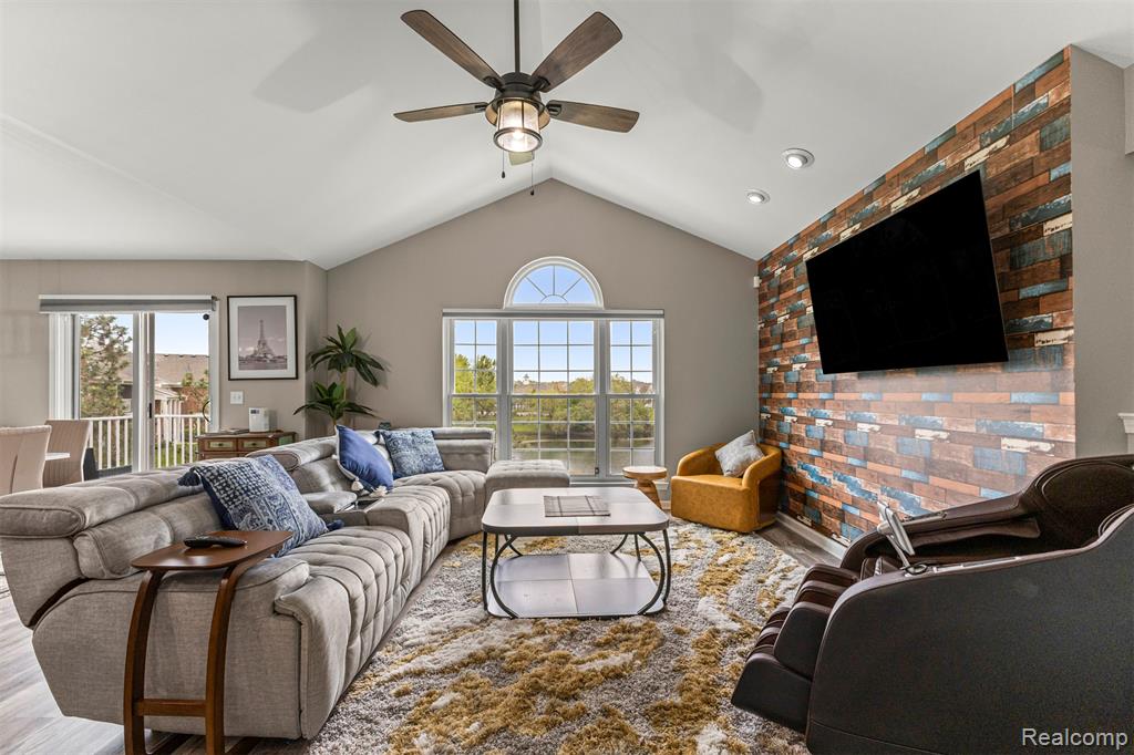 16015 Morningside - Photo 5