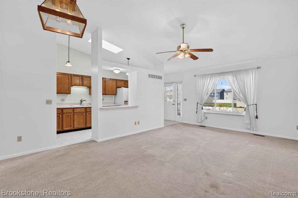 62401 Raleigh Court, 4, South Lyon, MI 48178 — Photo 7