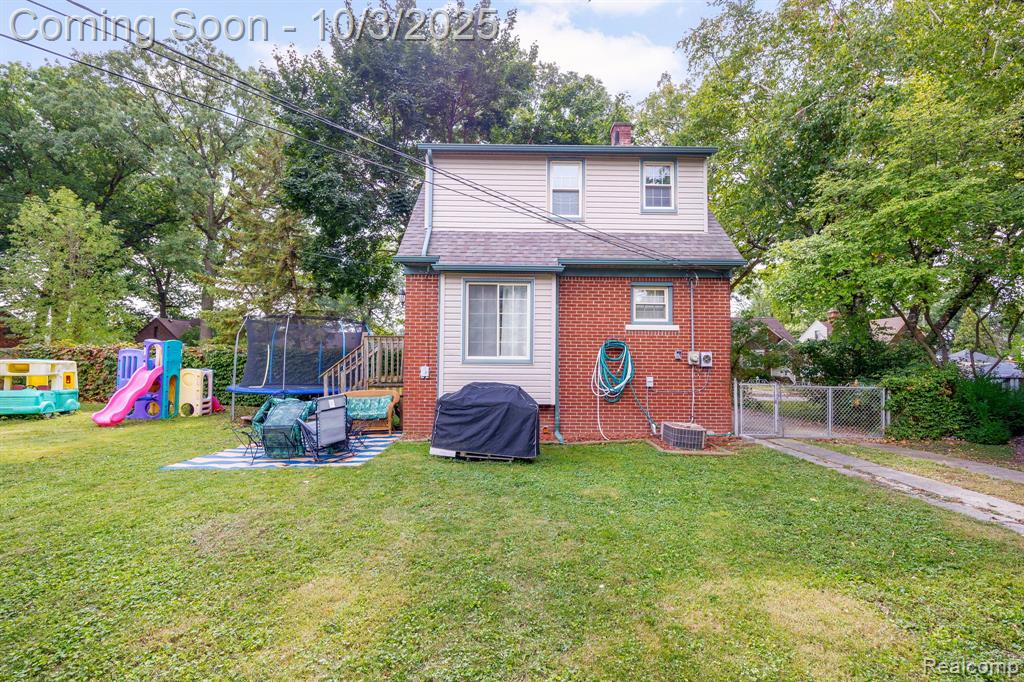 808 Kings Highway, Lincoln Park, MI 48146 — Photo 9