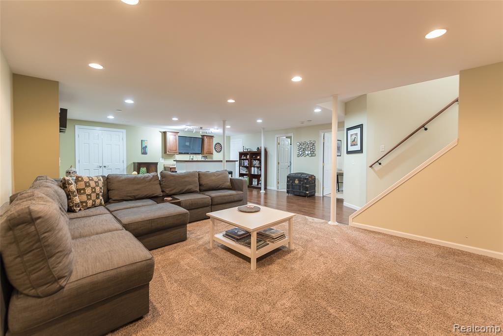 29811 Bradford Drive, New Hudson, MI 48165 — Photo 25