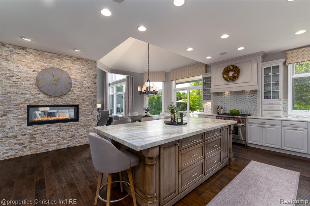 21127 MAYBURY PARK Drive, Northville, MI 48167 — Photo 13