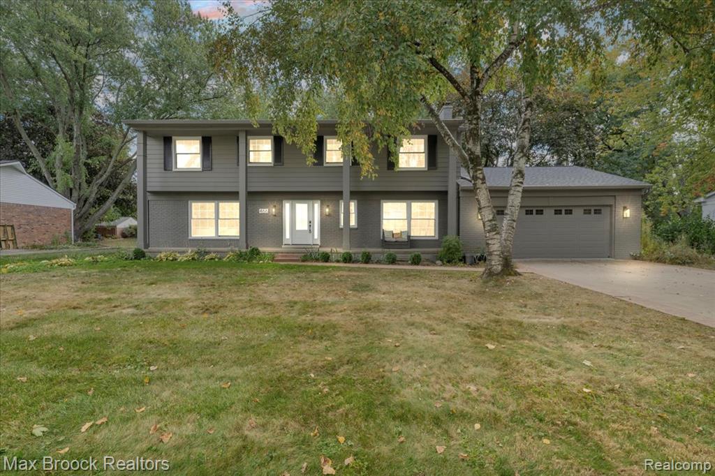 466 Rolling Rock Road, Bloomfield Hills, MI 48304 — front exterior