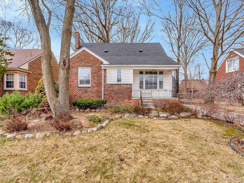 8651 HAZELTON Street, Dearborn Heights, MI 48127 — Photo 3