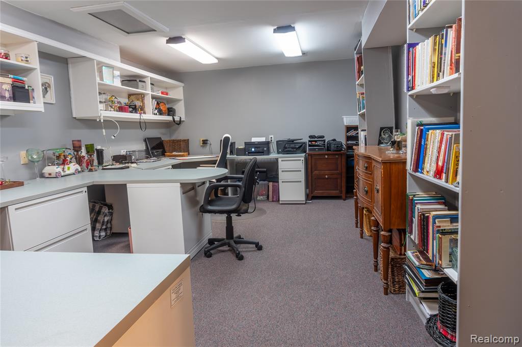 37839 Siena Drive, Farmington Hills, MI 48331 — Photo 41