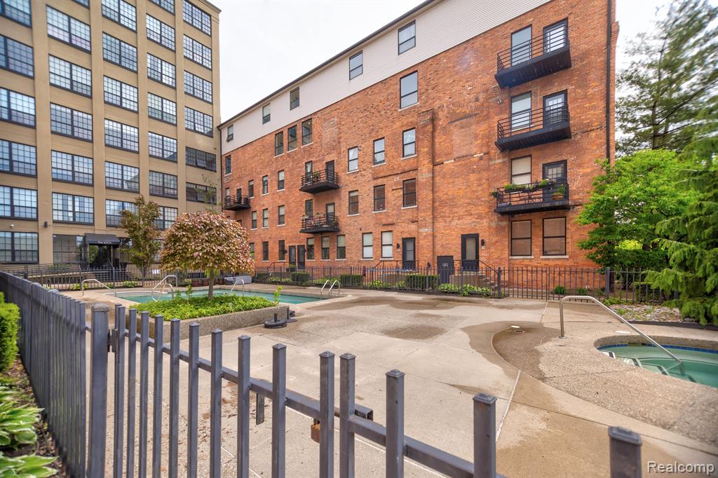6533 E Jefferson Avenue, 3 (apt 113), Detroit, MI 48207 — Photo 31