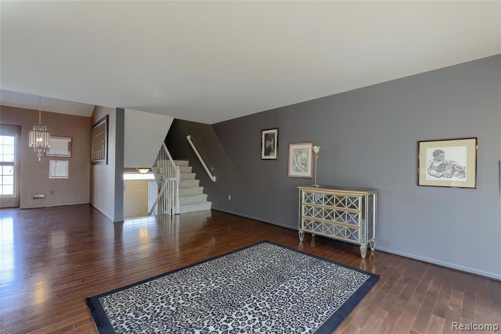 764 Red Run Drive, 34, Troy, MI 48085 — Photo 6