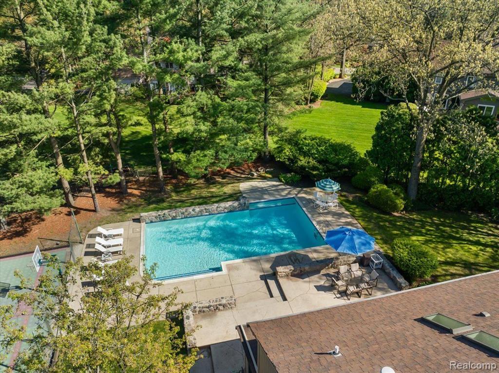 7179 Leyland Court, Bloomfield Hills, MI 48301 — Photo 2