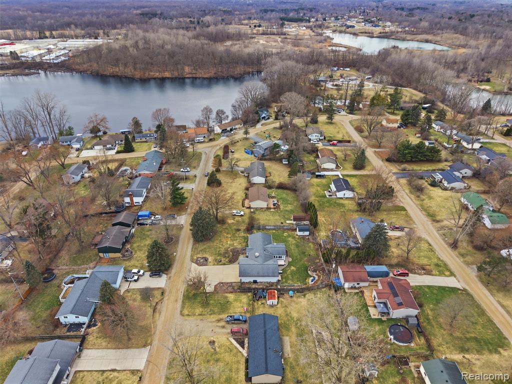 9368 Debby Jo Drive, Clawson, MI — Photo 34