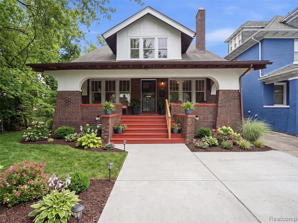 563 Chalmers Street, Detroit, MI 48215 — Photo 2