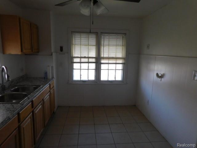15864 BRINGARD Drive, Detroit, MI 48205 — Photo 3