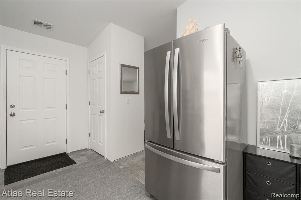 4081 Hidden View Drive, Flint, MI 48506 — Photo 20