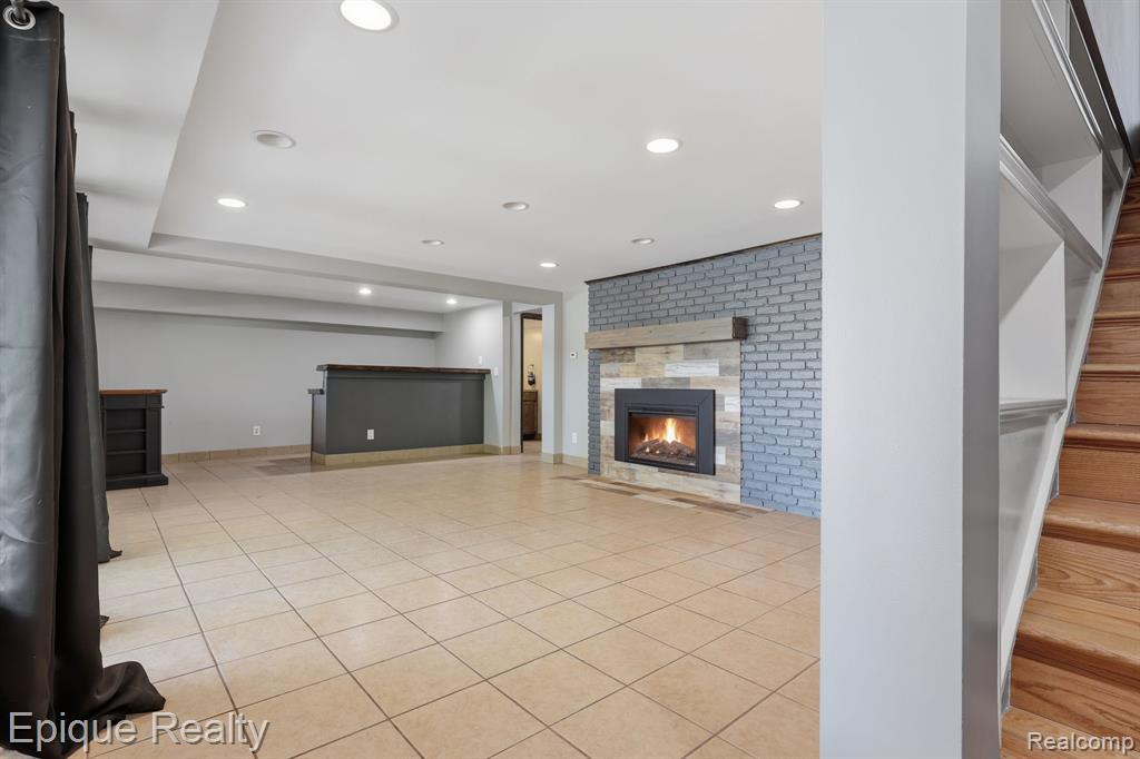 2549 Riverwood Drive, Port Huron, MI 48060 — Photo 3