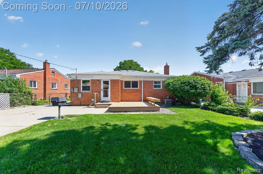 8599 Cardwell Street, Westland, MI — Photo 38
